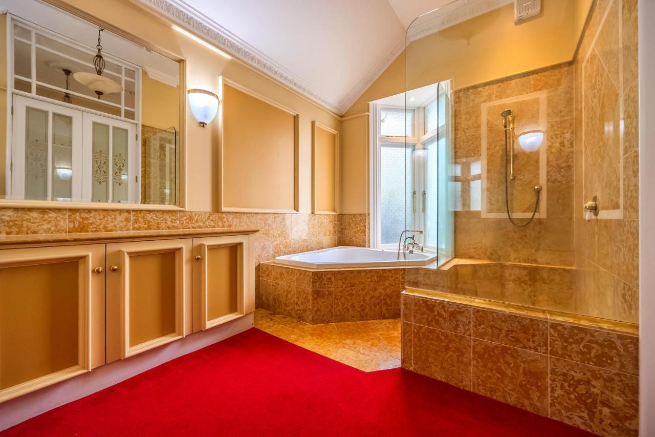 Aachen House Hotel Auckland Bagian luar foto